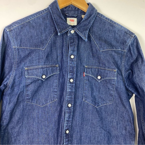 Levi’s denim Pearl snap shirt medium navy blue Jean collared - Picture 3 of 10
